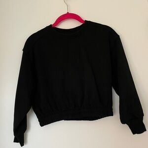 Black cropped sweatshirt